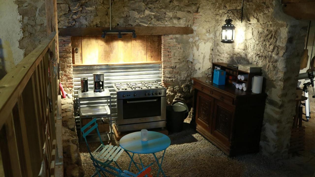 La Toile Sous Les Etoiles Hotel Charron  Exterior photo